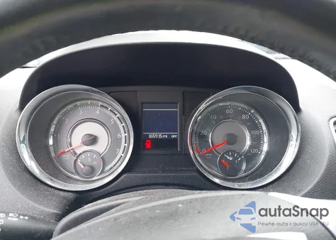 2012 Chrysler Town & Country Touring z USA, uszkodzony, nr VIN 2C4RC1BG3CR350733